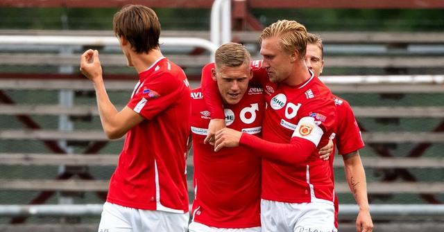 在此期间进 在此期间进