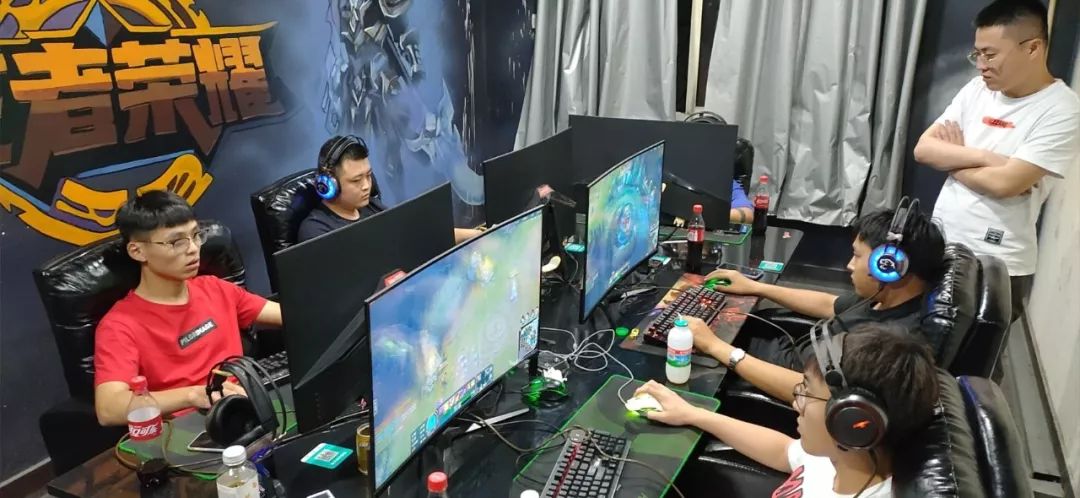 曾有很多教 曾有很多教